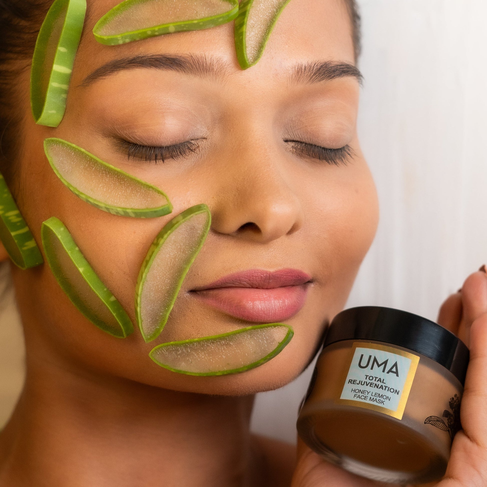 UMA Total Rejuvenation Honey Lemon Mask - Uma Oils